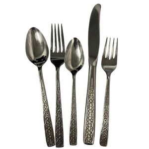 Wm Rogers stainless steel Calypso by International Silver 5‎ piece place set